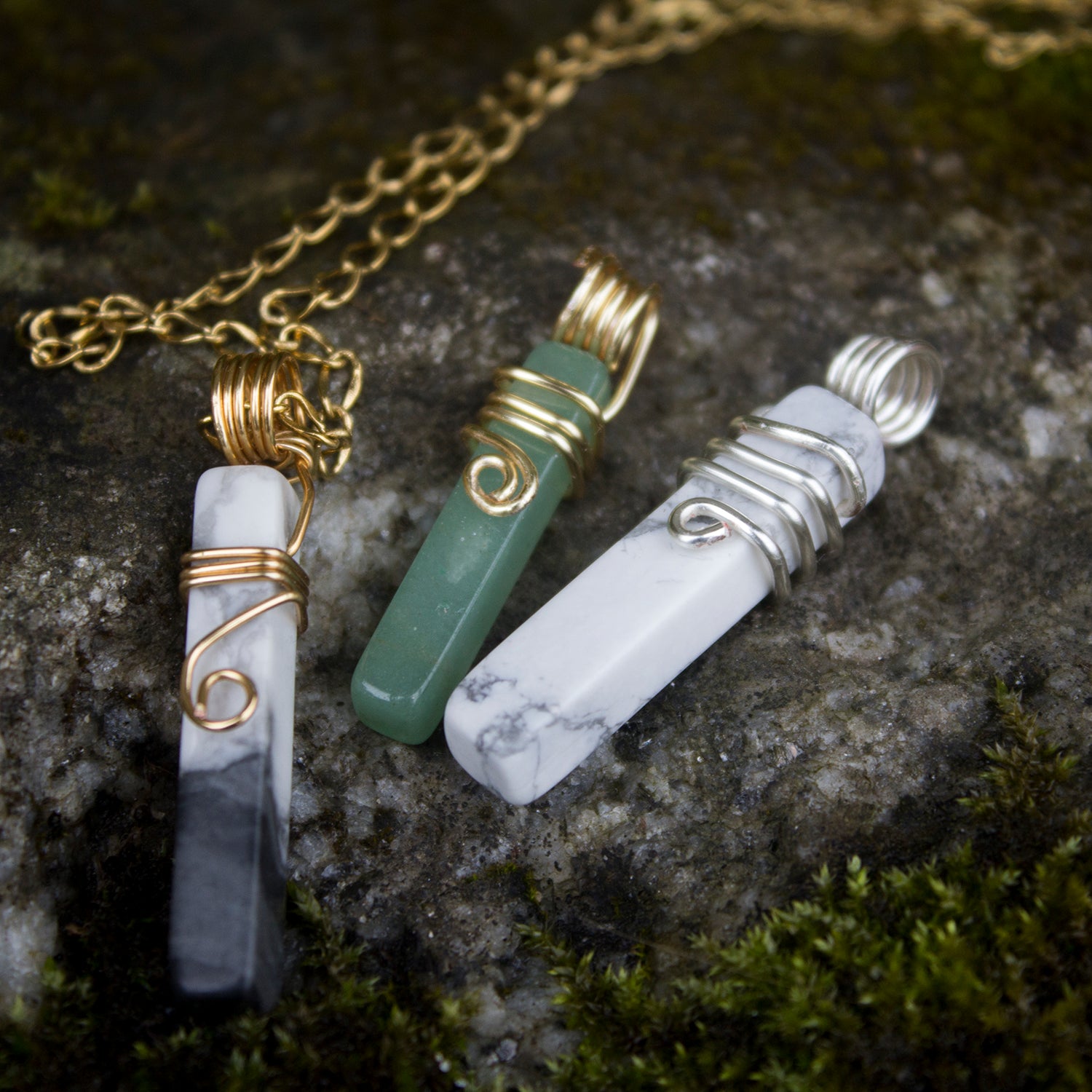 Celestite Necklace, Raw Crystal Copper Jewelry, Gemini Stone Pendant –  solsticewaves